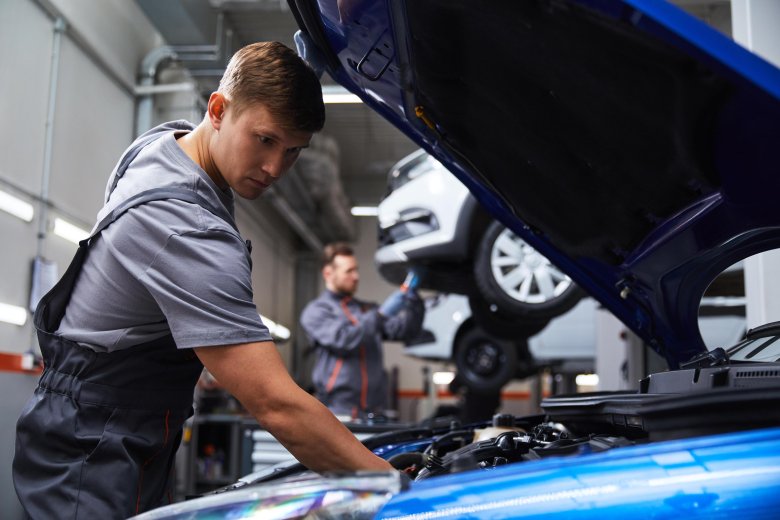 Мастер-приемщик автосервиса