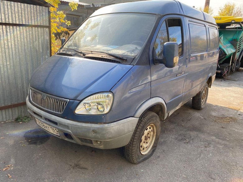 Автомобиль "Соболь" с 838 МТ 161