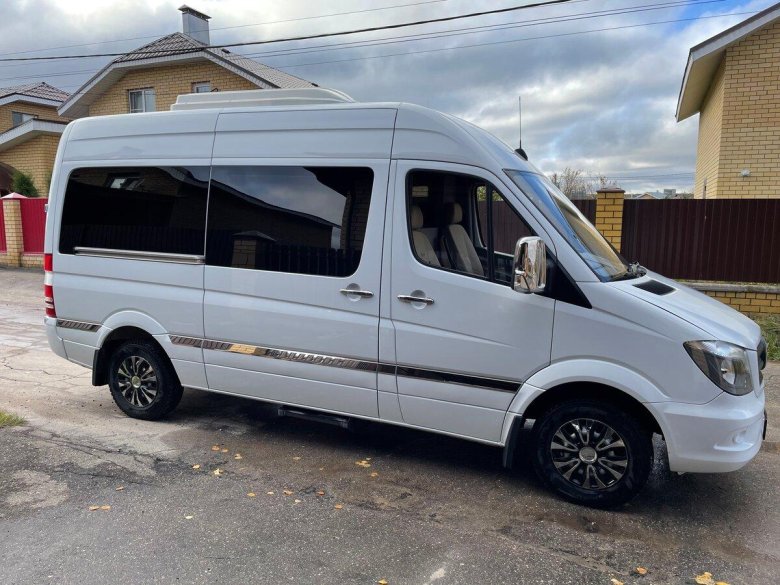 Микроавтобус мерседес спринтер