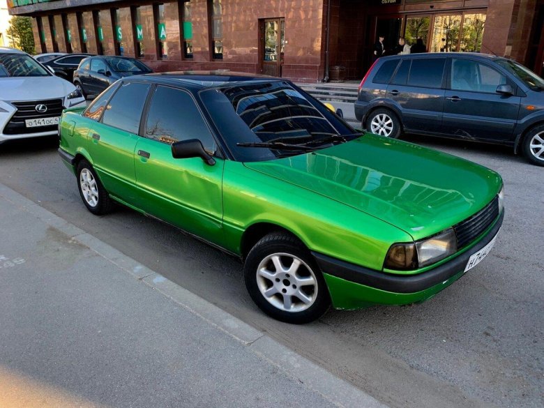 Ауди 80 зеленая