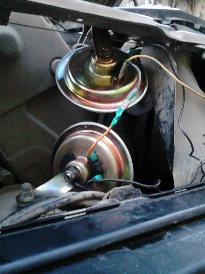 Сигнал Ауди 100 с4