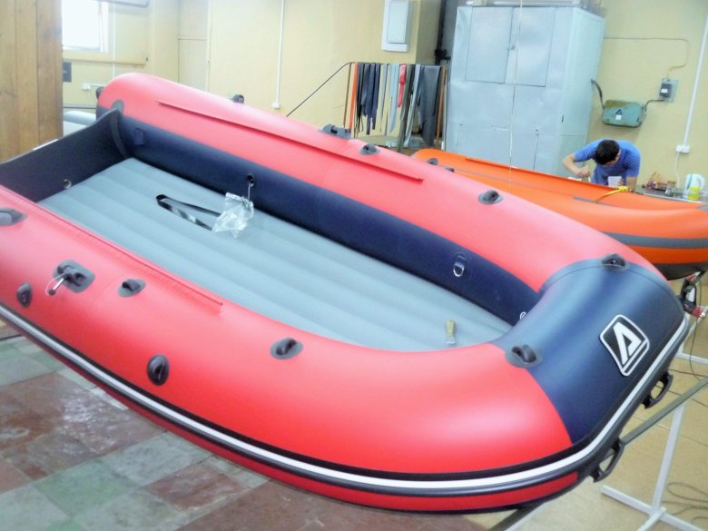 Лодка ПВХ Азимут 380