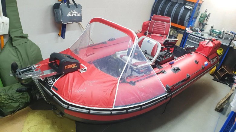 Лодка Azimut Everest 385