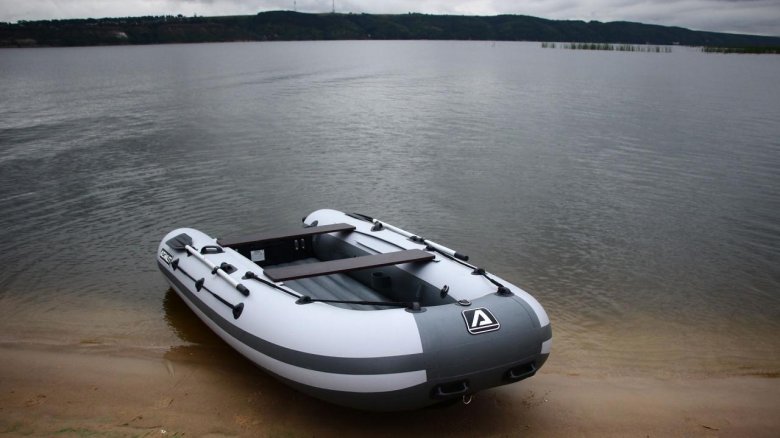 Лодка Azimut Taifun 400