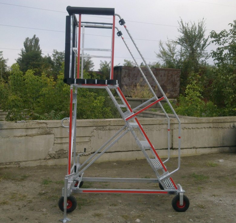 Стремянка Авиационная ТС-3.3-4