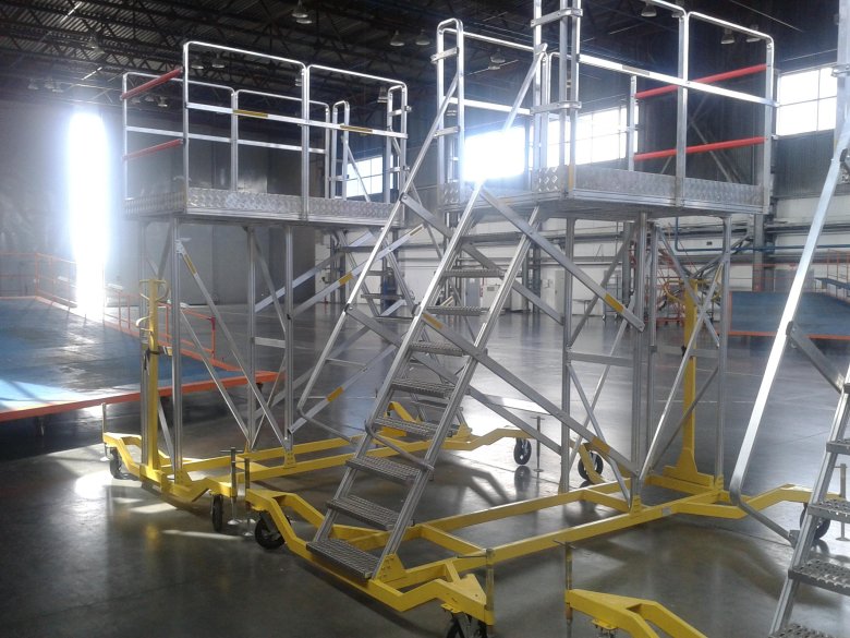 Стремянка Авиационная ТС-3.3-4