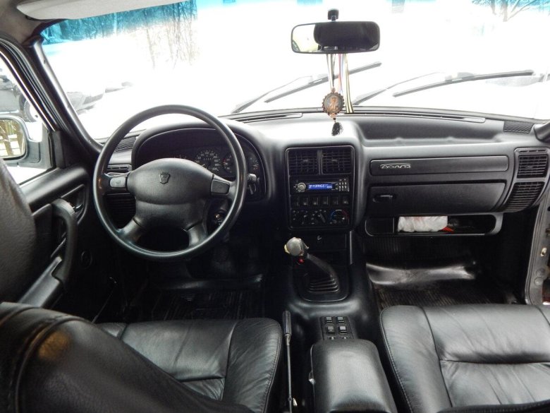 Волга ГАЗ 3102 салон