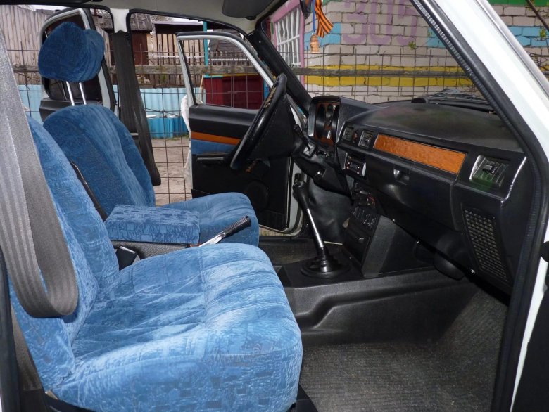 ГАЗ 31029 салон велюр