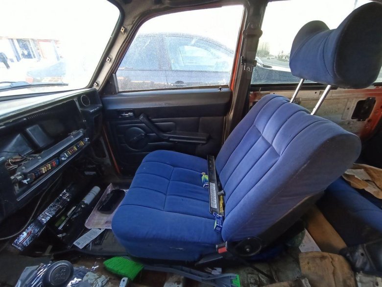 Газ 3102 велюровый салон