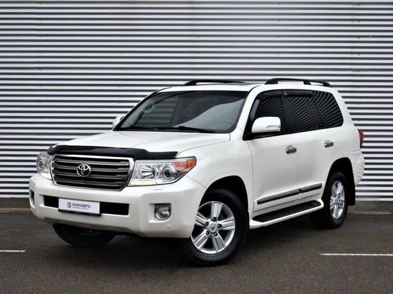 Toyota land cruiser 200 series