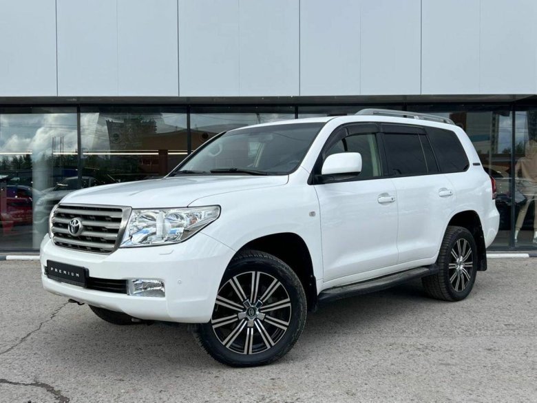 Toyota land cruiser 2011