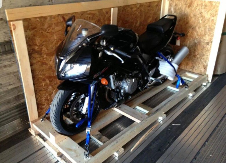 Упаковка мотоцикла для транспортировки