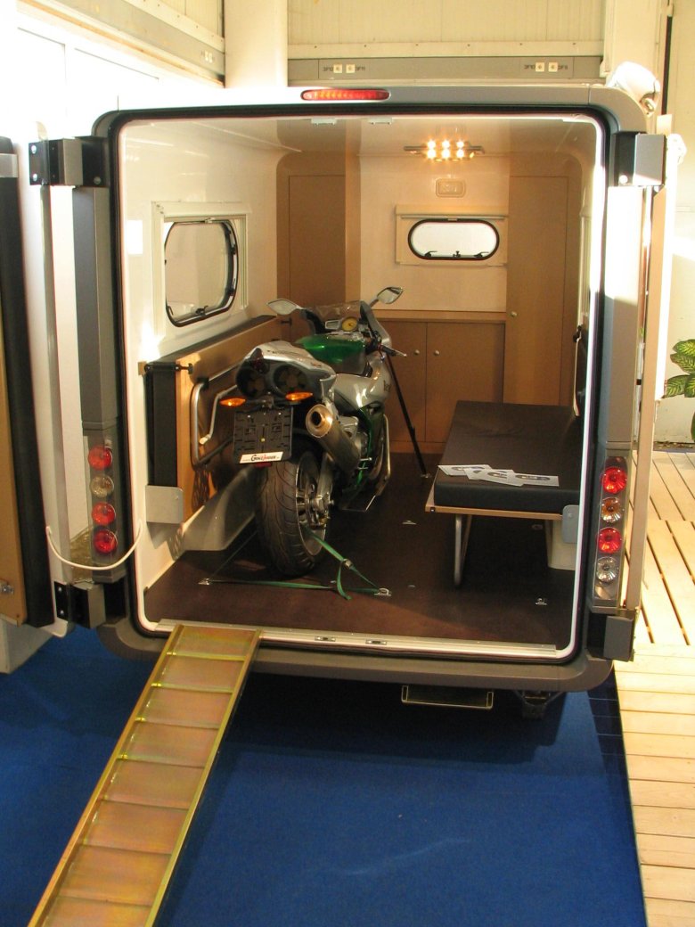 Knaus душ автодом