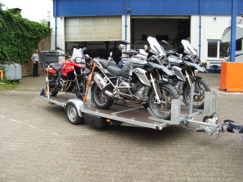 Прицеп для перевозки мотоцикла