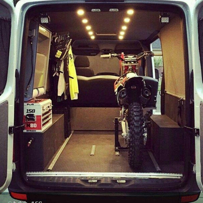 Moto van Camper