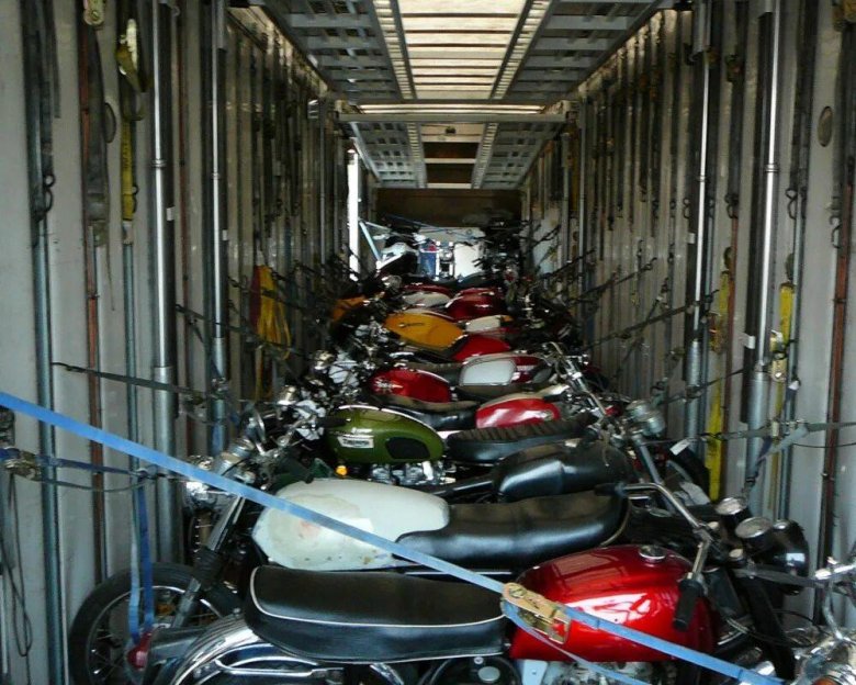 Контейнер для мотоцикла