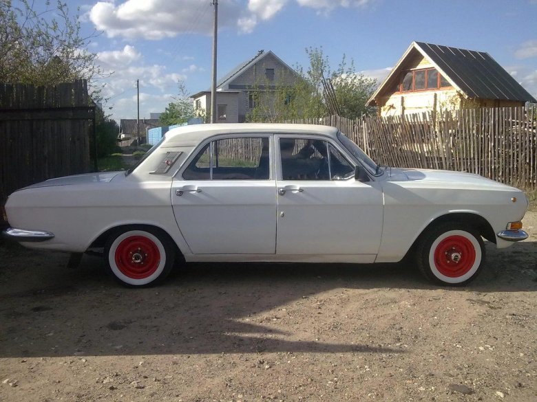 ГАЗ 31029 вайтволлы