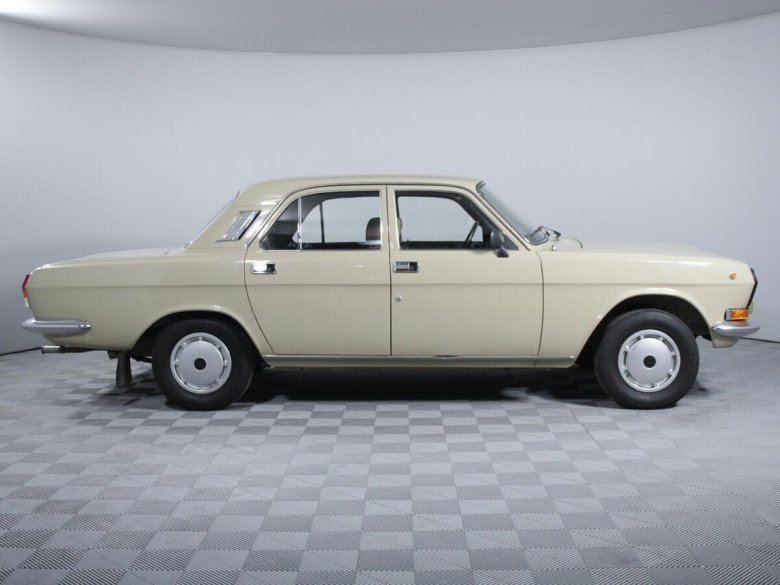 ГАЗ 2410 бежевая