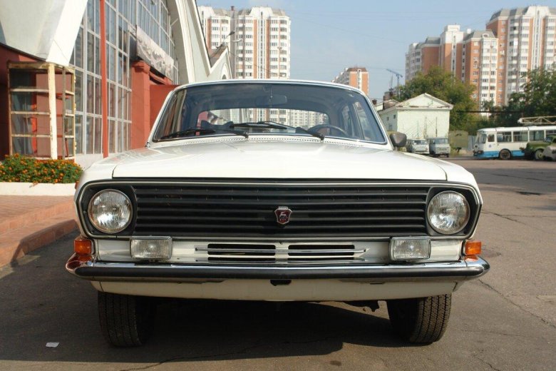 Волга ГАЗ 24 10