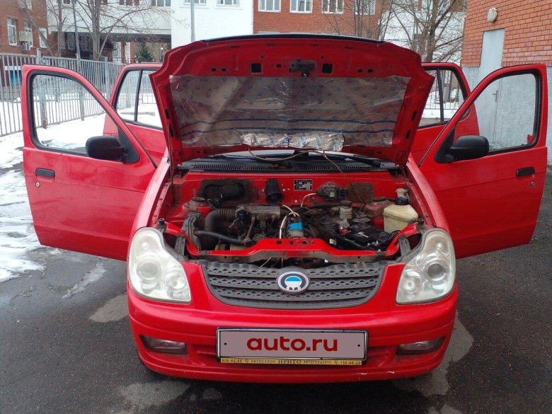 Автомобиль byd flyer