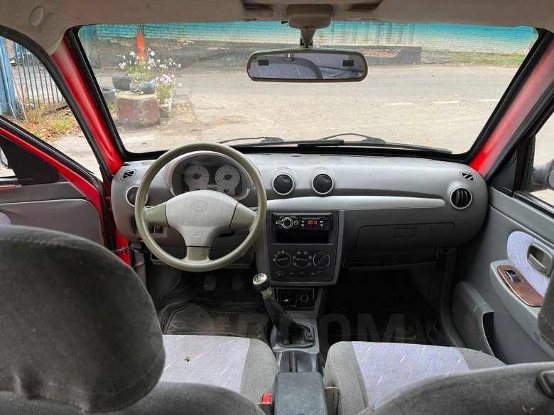 Автомобиль byd flyer