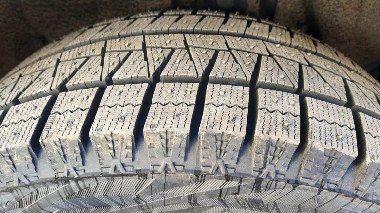 Bridgestone Blizzak DM-v3