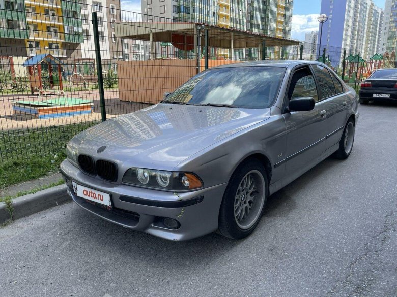 БМВ 5 1996 года