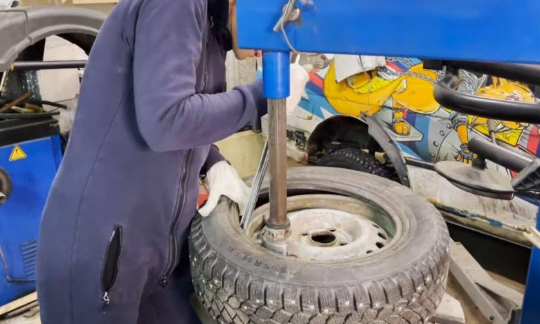 Перебортовка колес