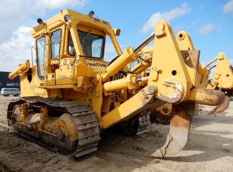 Бульдозер Komatsu d355a