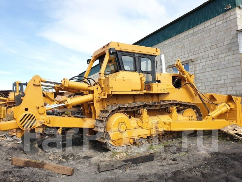 Komatsu (d-355-a-3): бульдозер