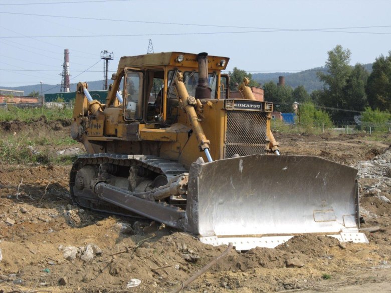 Бульдозер Комацу d355a