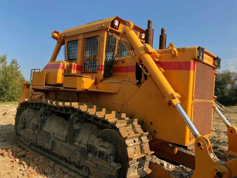Бульдозер Komatsu d355a