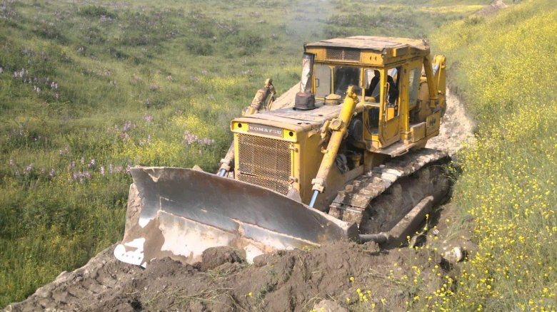 Бульдозер Komatsu d355a