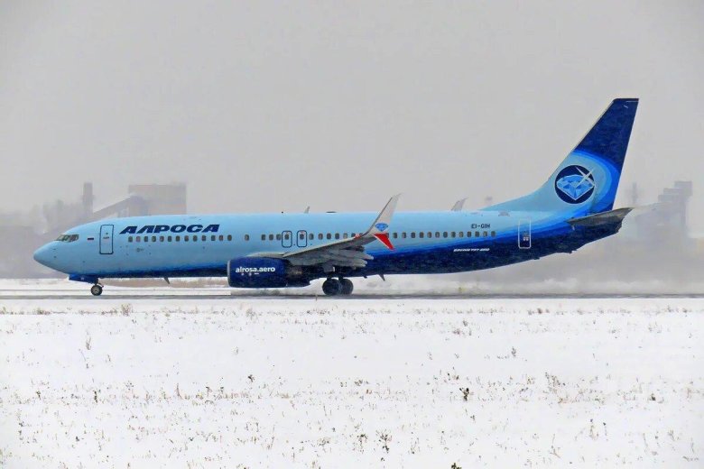 АЛРОСА Боинг 737