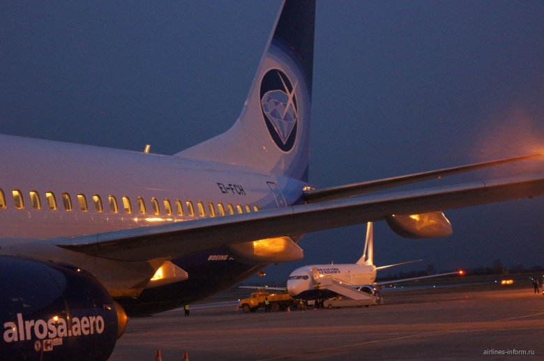 Боинг 737 800 АЛРОСА