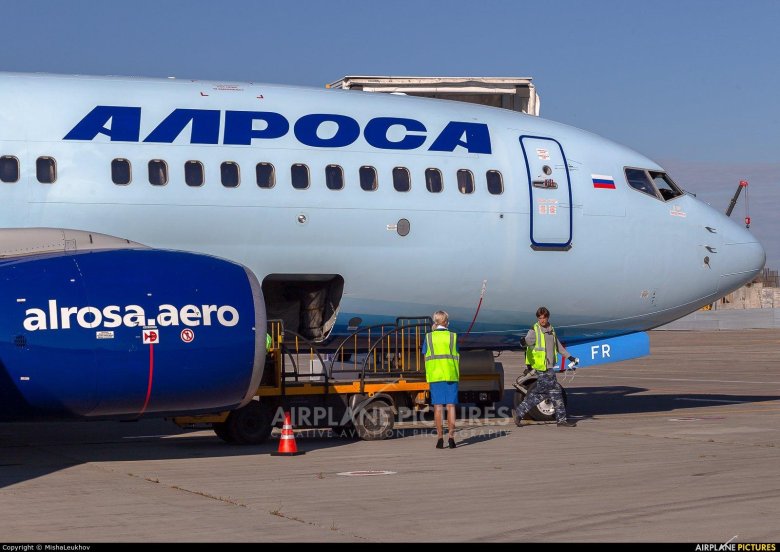 B737-700 АЛРОСА