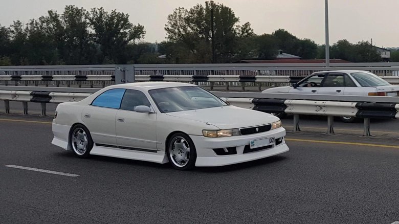 Toyota Chaser 90
