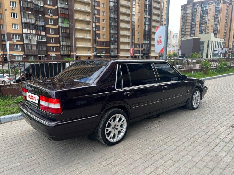 Volvo 960 royal