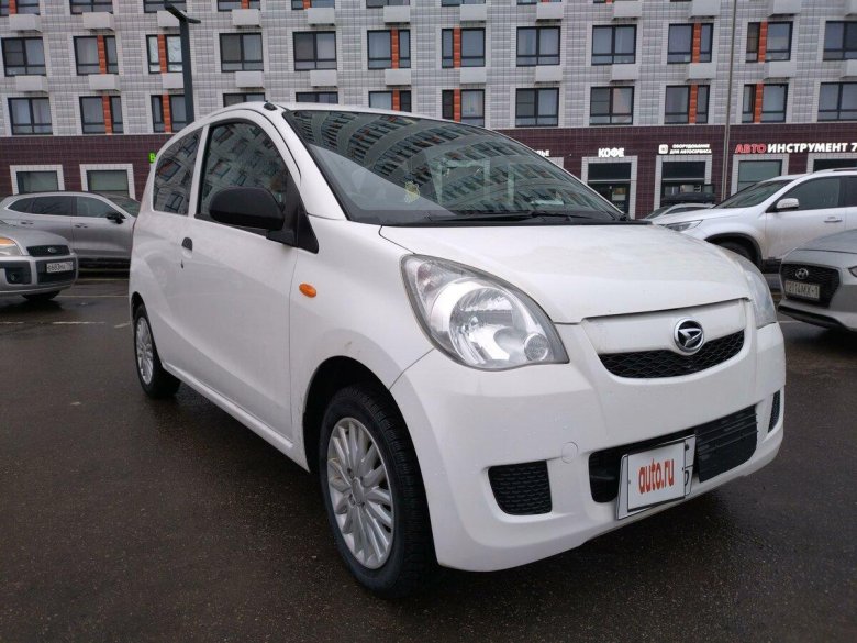 Daihatsu mira 2010