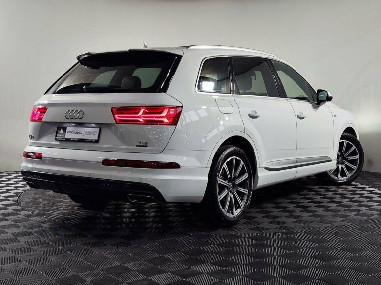 Ауди ку 7 2016