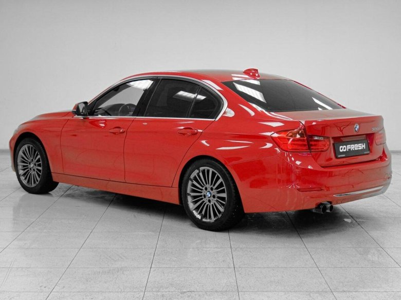 BMW f30 Red