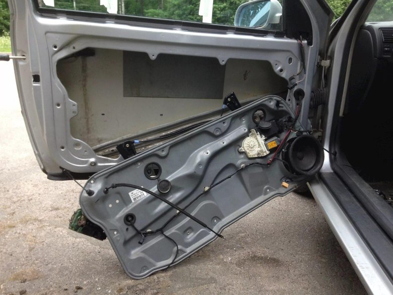 Механизм дверной на Фольксваген гольф 4