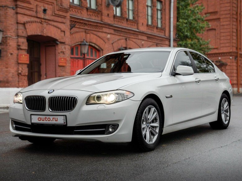 Бмв 525 2011