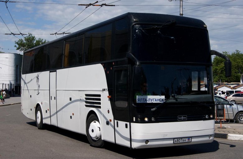 EOS 100 автобус