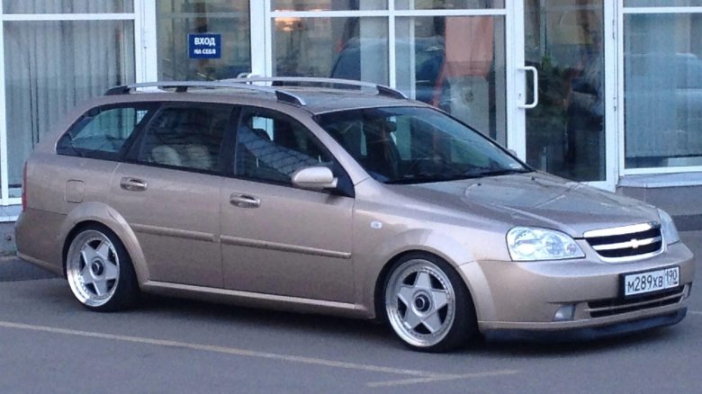 Chevrolet Lacetti универсал stance