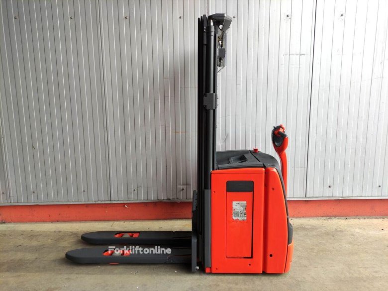 Электрический штабелер