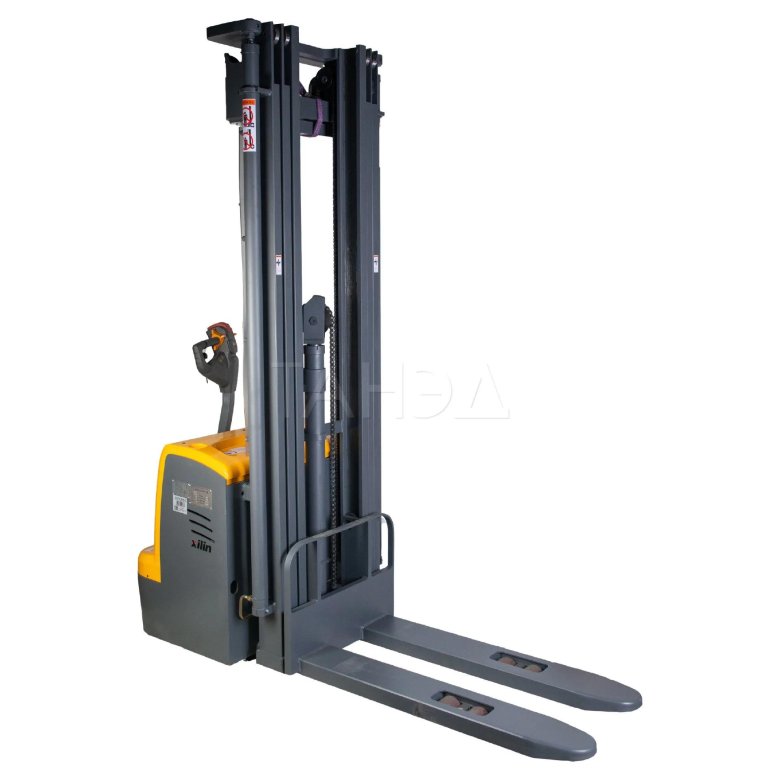 Штабелер электрический самоходный