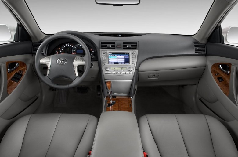 Toyota Camry XLE 2011