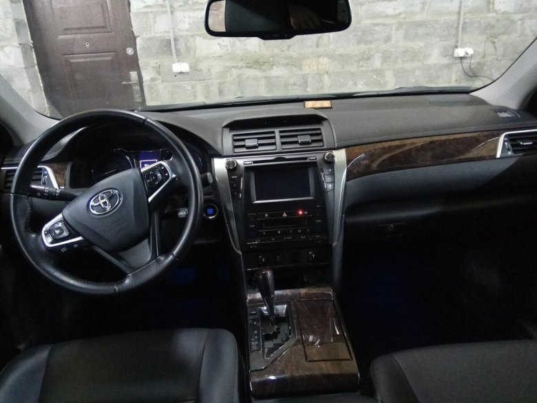 Toyota Camry VII (xv50)