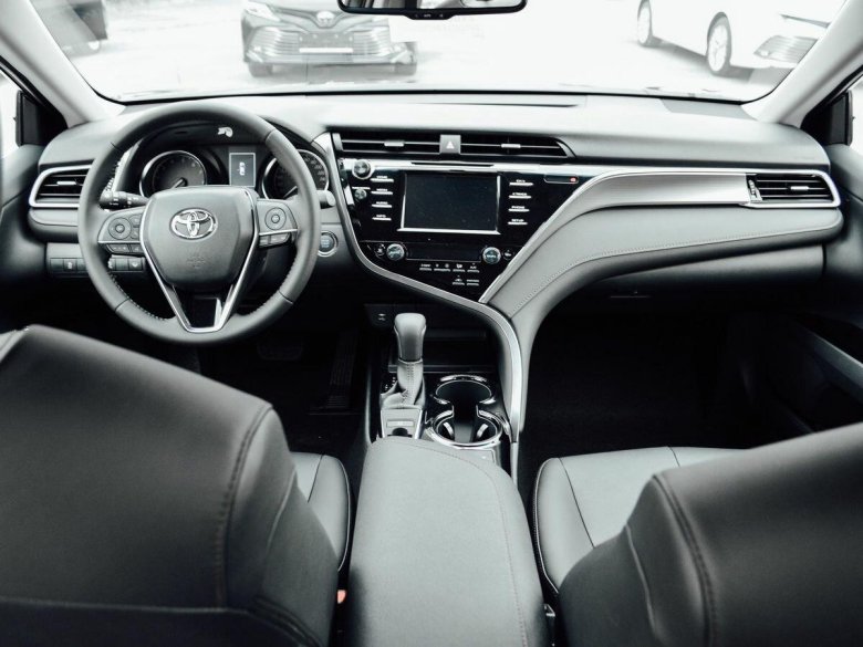 Toyota Camry 2.5 2021